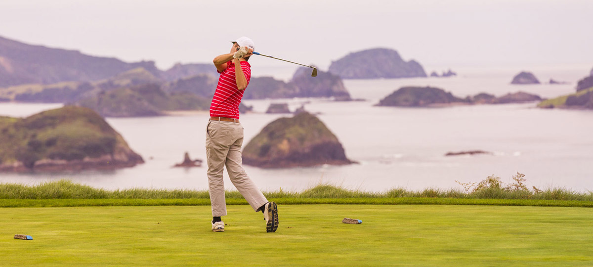 New Zealand: Coastal Golfing Getaway 
