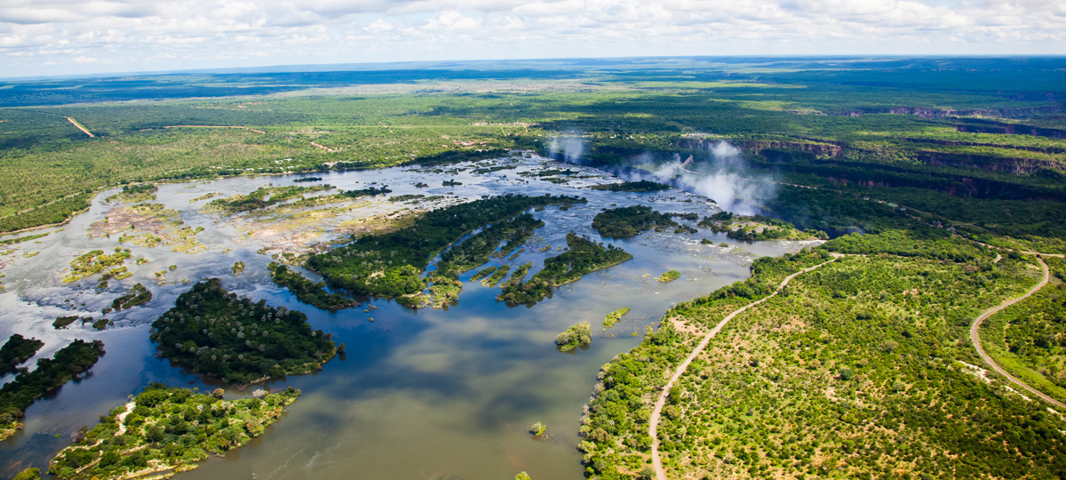 The Lower Zambezi National Park The Lower Zambezi National Park