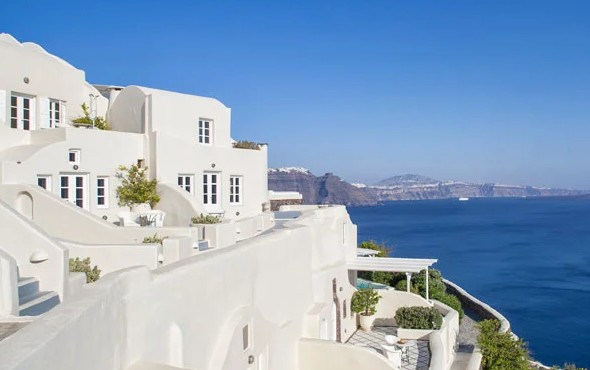 15% Booking Discount at Canaves Oia Suites, Santorini